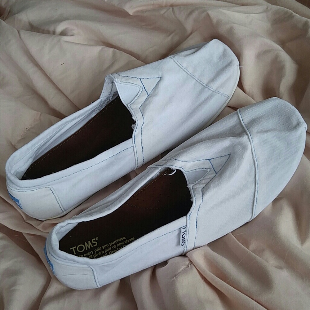Men's White Toms!